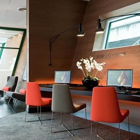 Adagio 19eme Cite De La Musique Aparthotel 4*